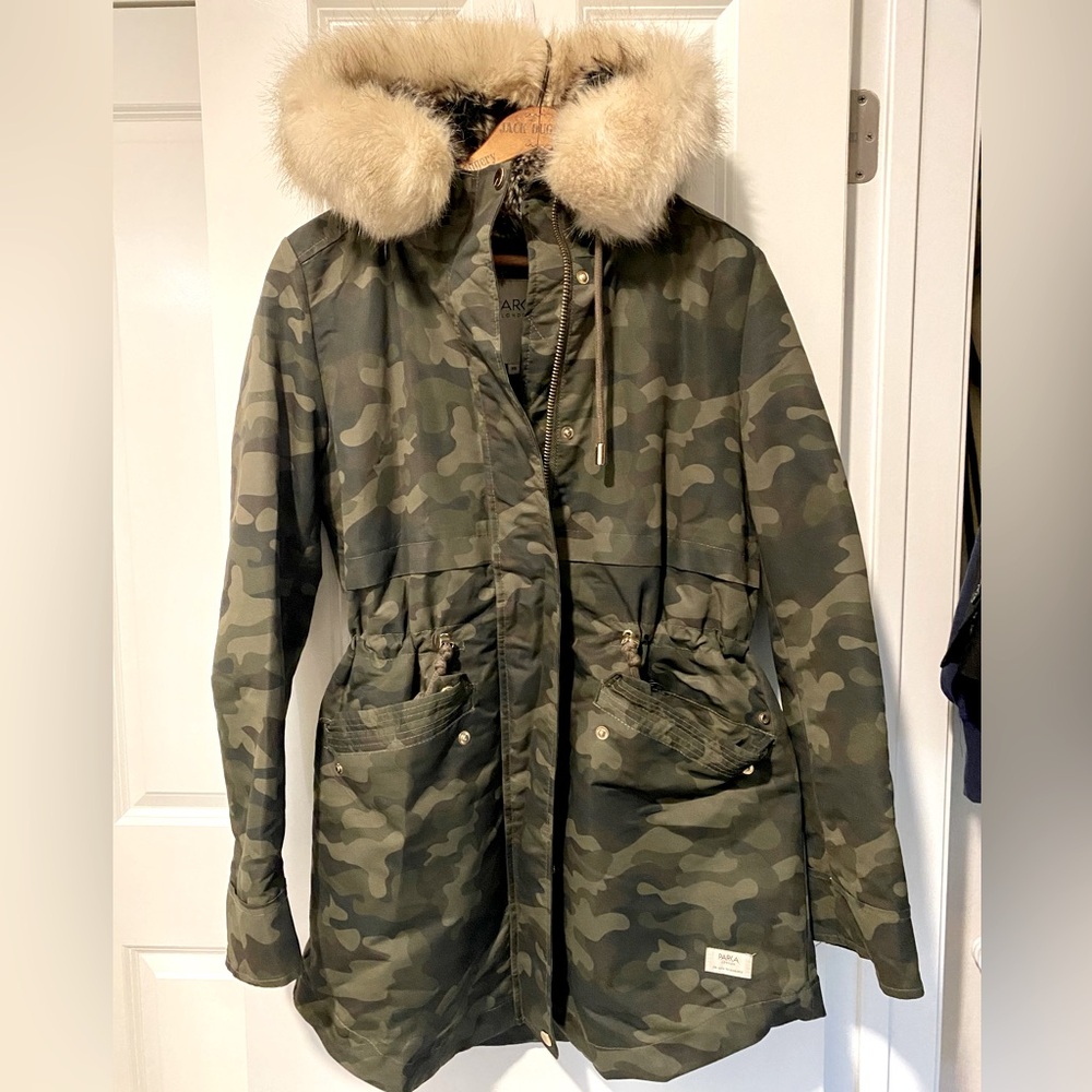 Parka London Jacket with Faux Fur lining and hood